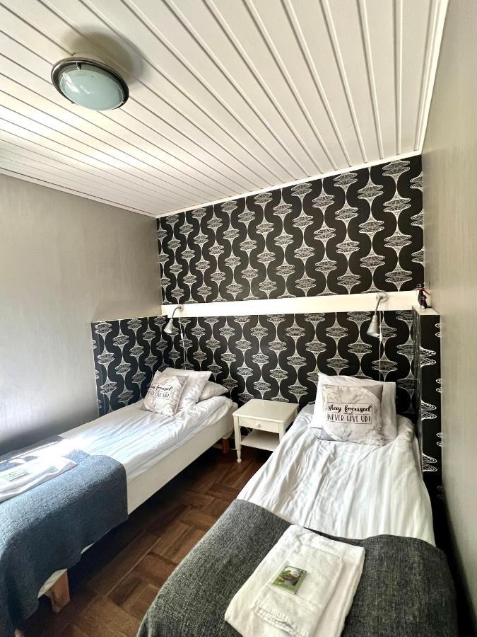 Linneryd Stf Korroe Gardshotell - B&B المظهر الخارجي الصورة